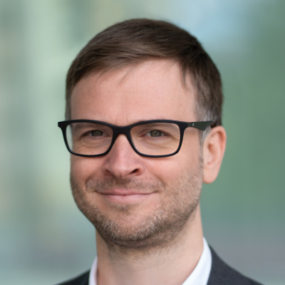 Dr. Tobias Vogelmann